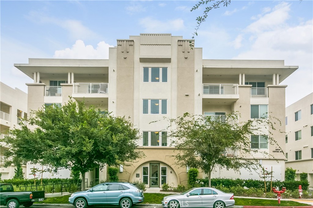 13029 Central Avenue 204