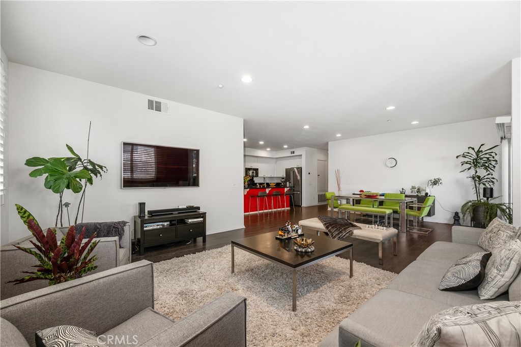 13029 Central Avenue 204