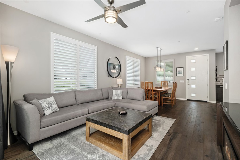 5371 Pacific Terrace