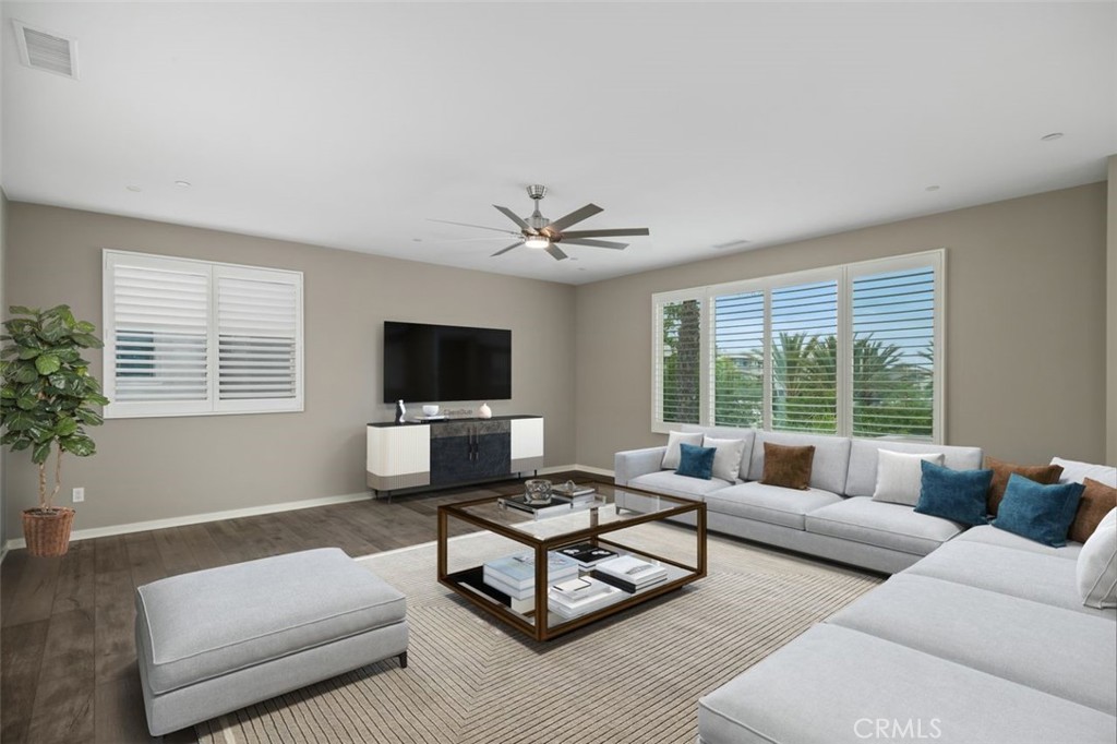 5371 Pacific Terrace