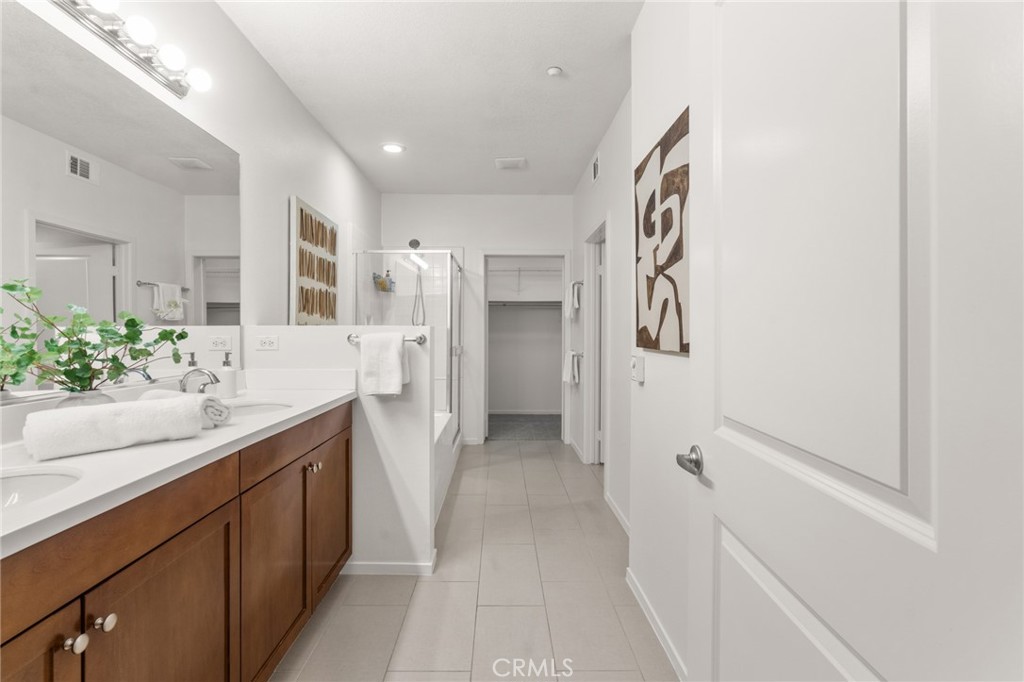 13028 Central Avenue 202