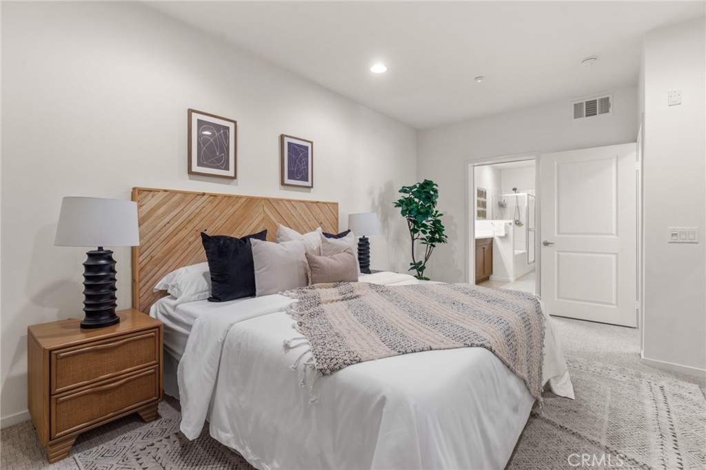 13028 Central Avenue 202