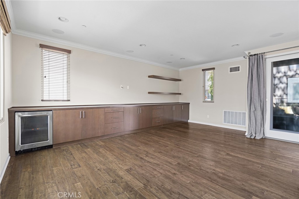 5544 Palm Drive
