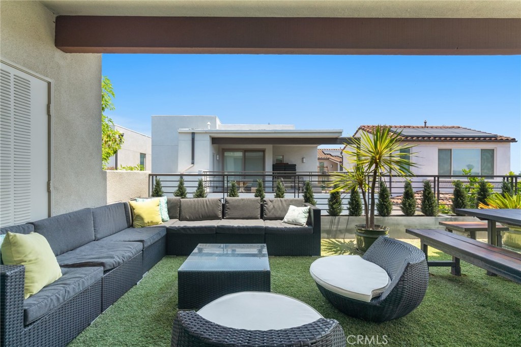 5544 Palm Drive