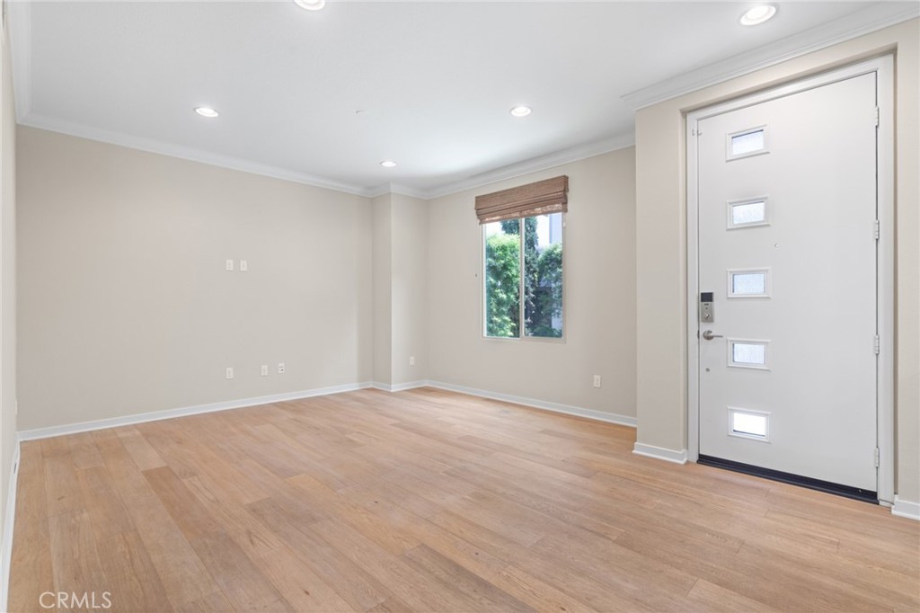 5544 Palm Drive