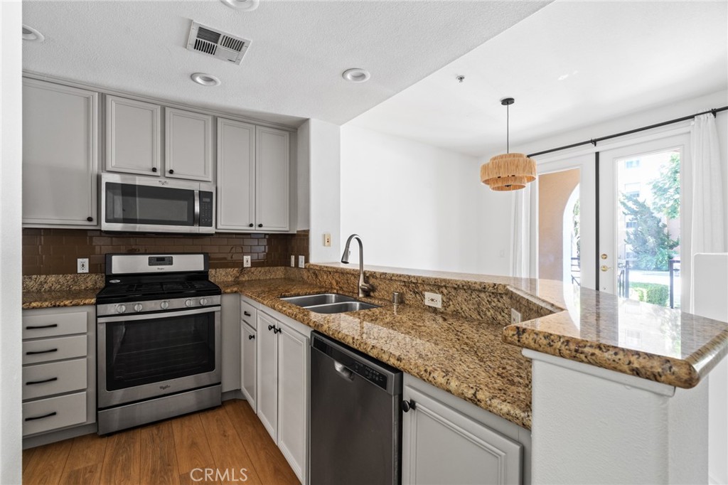 13075 Pacific Promenade