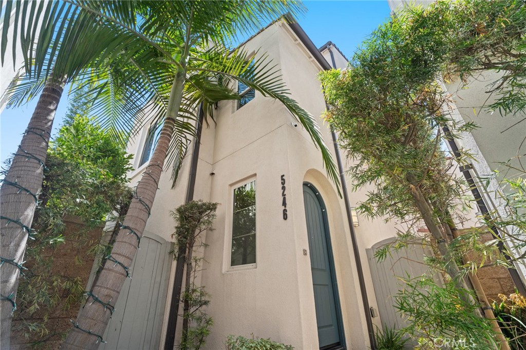 5246 Pacific Terrace