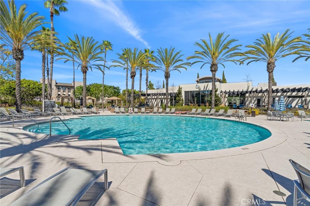 5246 Pacific Terrace