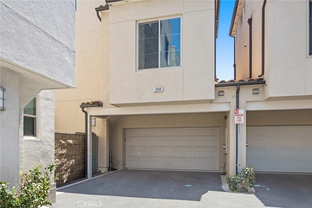 5246 Pacific Terrace