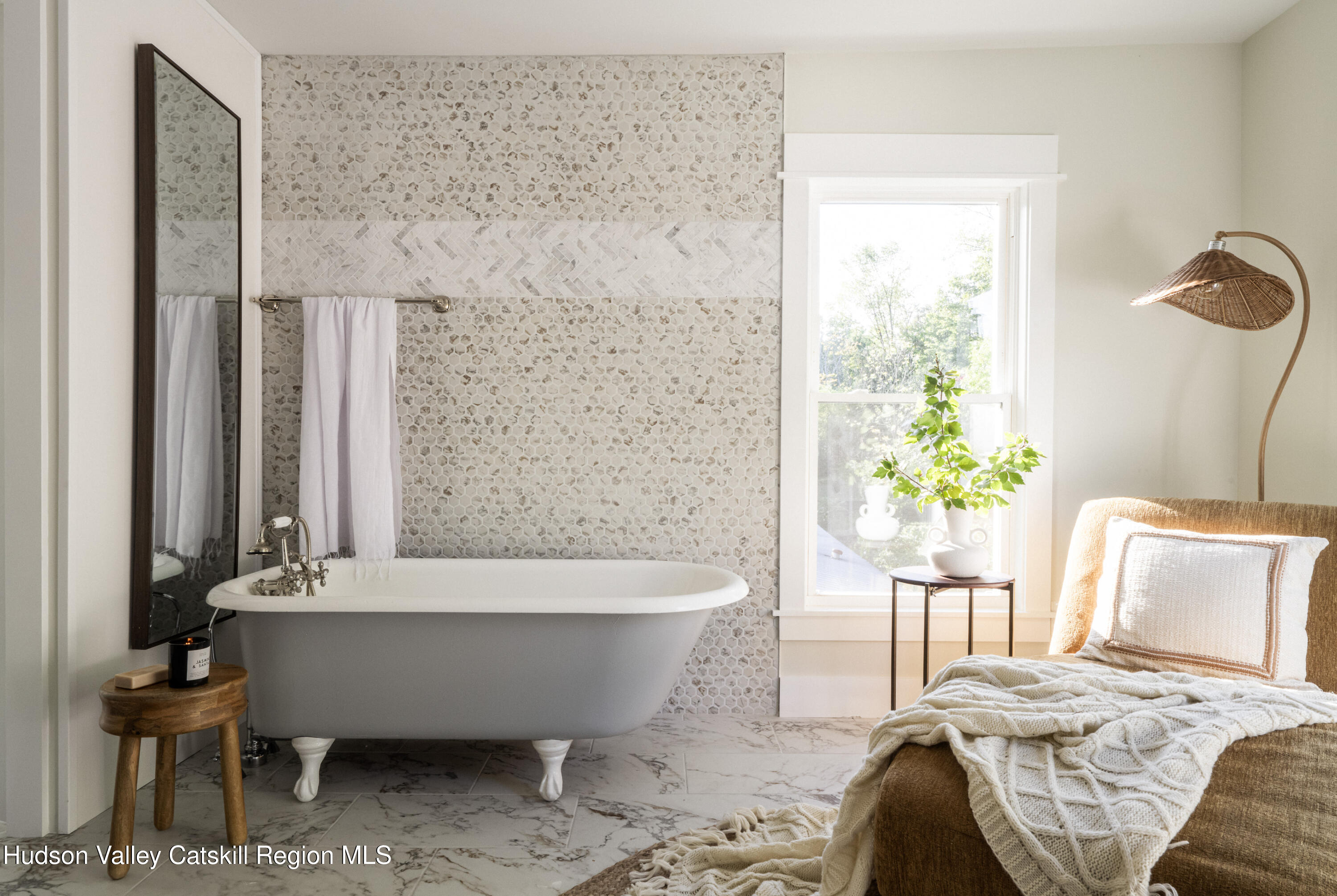 2859 Atlantic Avenue