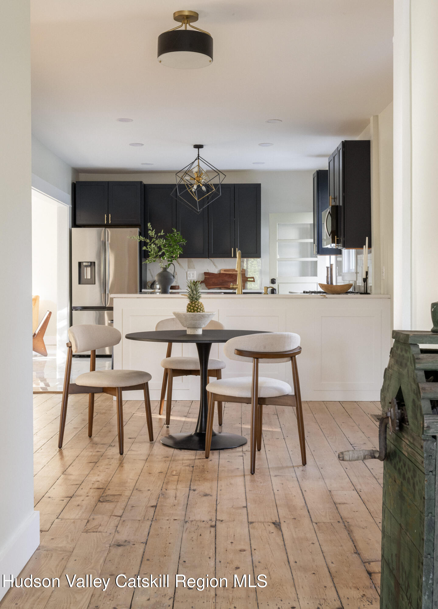 2859 Atlantic Avenue