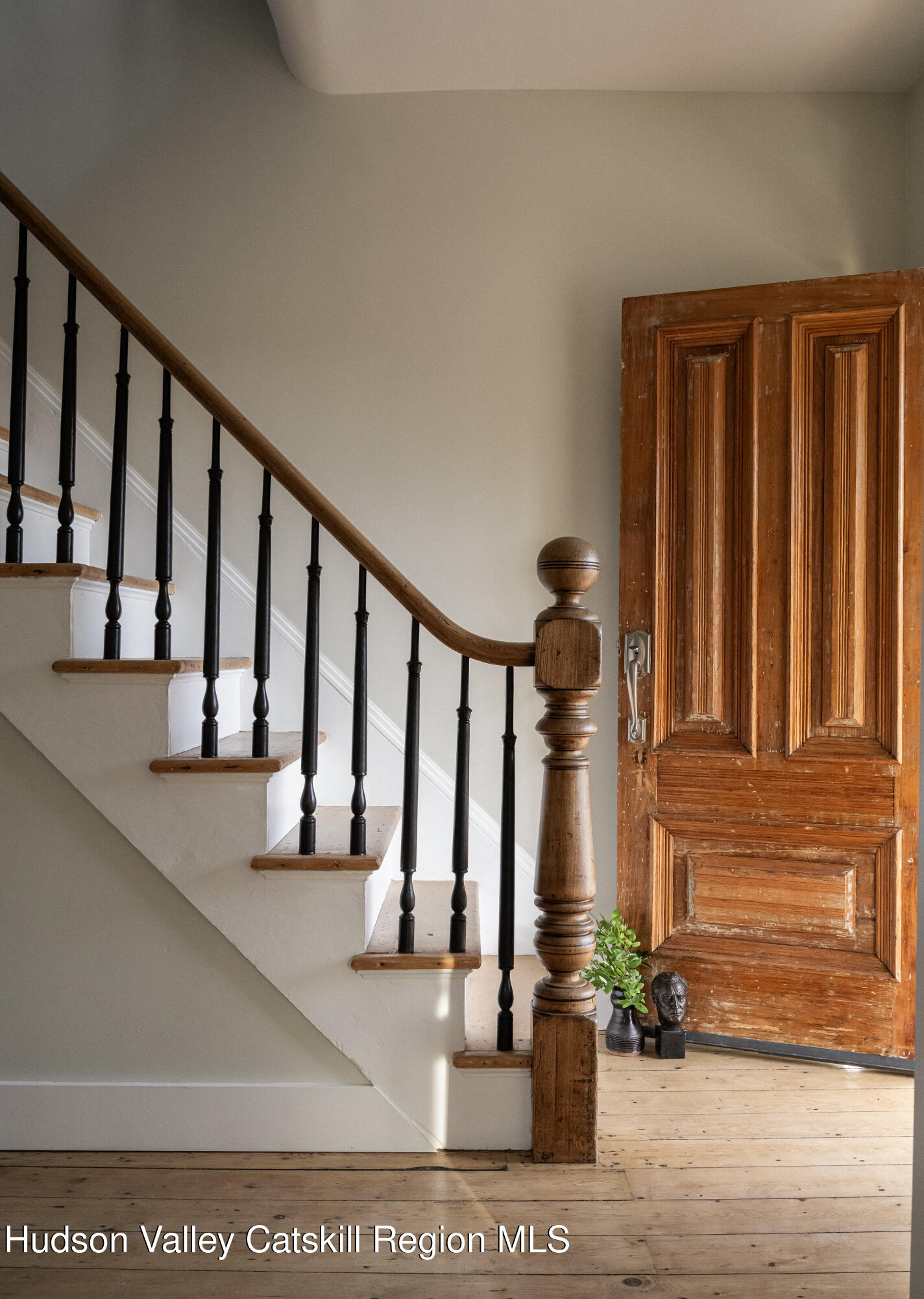 2859 Atlantic Avenue