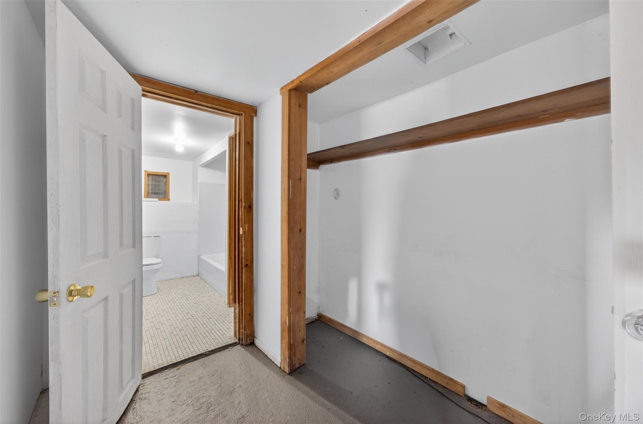 58 Hathorn Boulevard