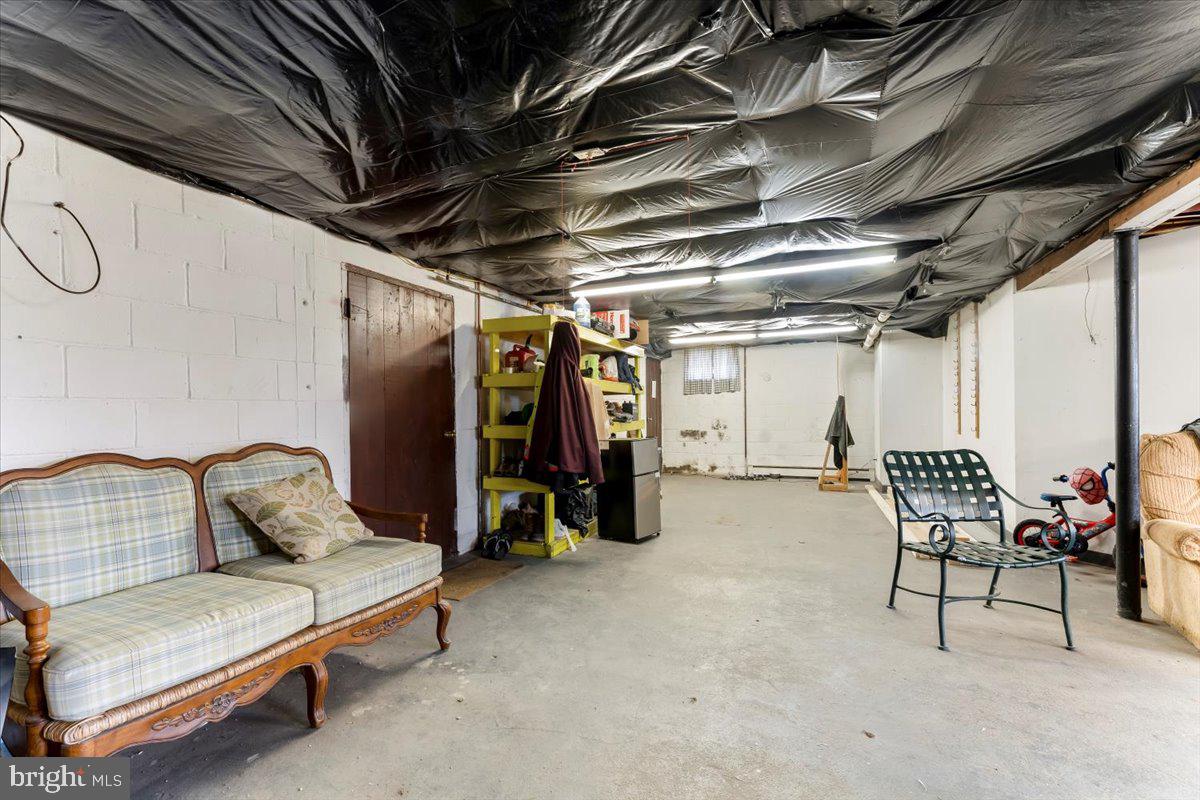 8827 GAP NEWPORT PIKE