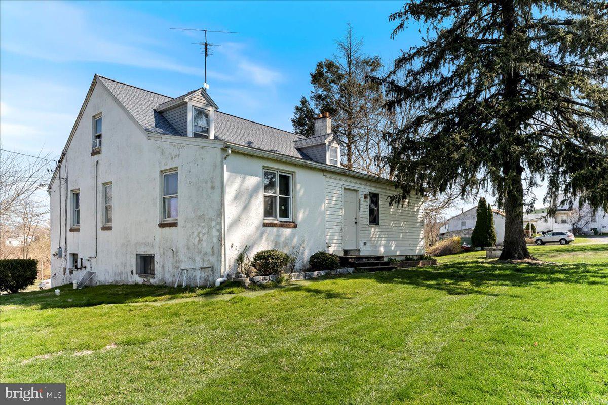 8827 GAP NEWPORT PIKE