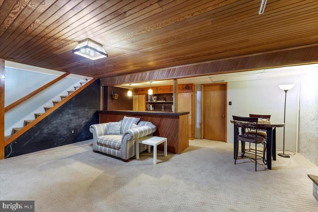 942 COSSART ROAD