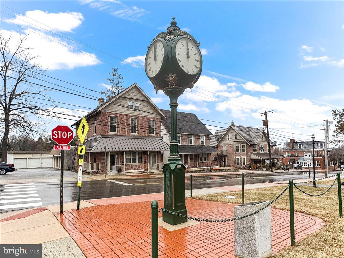 199 W KING STREET G1