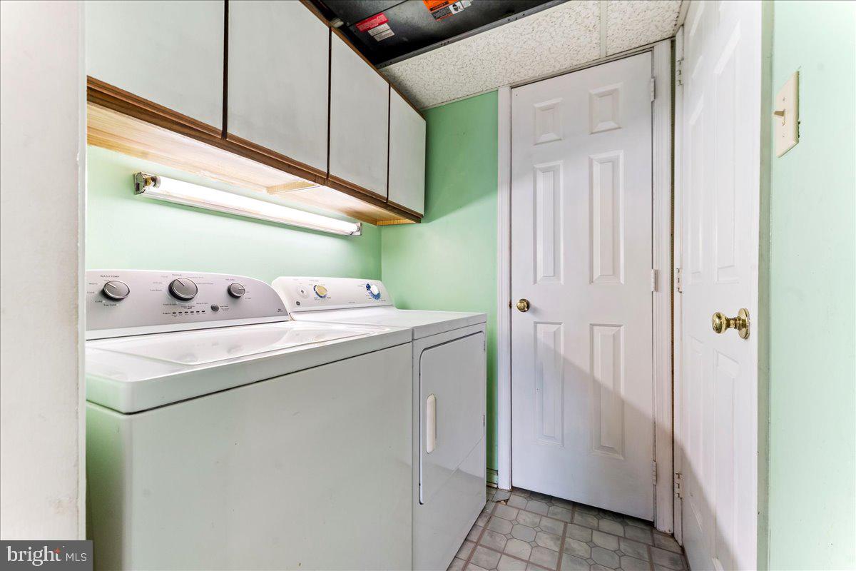 199 W KING STREET G1