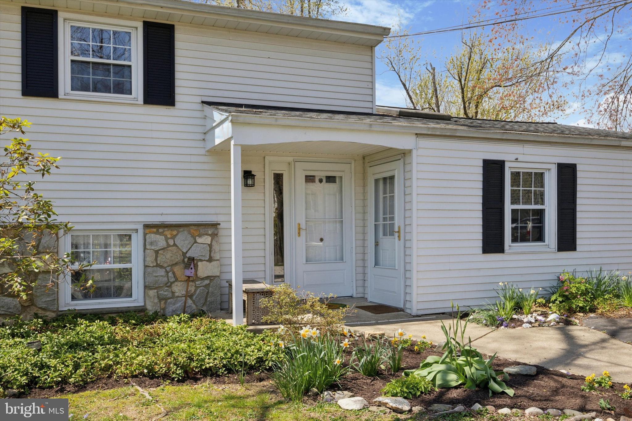 1290 CLEARBROOK ROAD