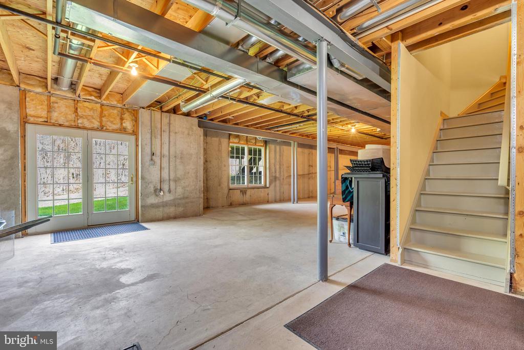 1205 WITHERS WAY