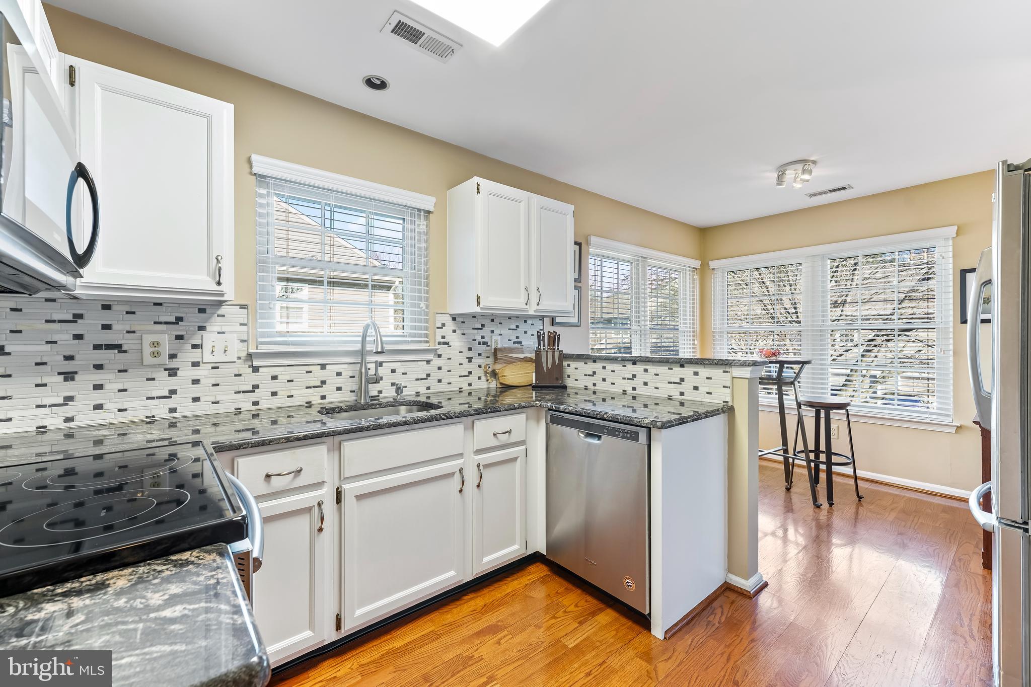 275 STANTON COURT 275