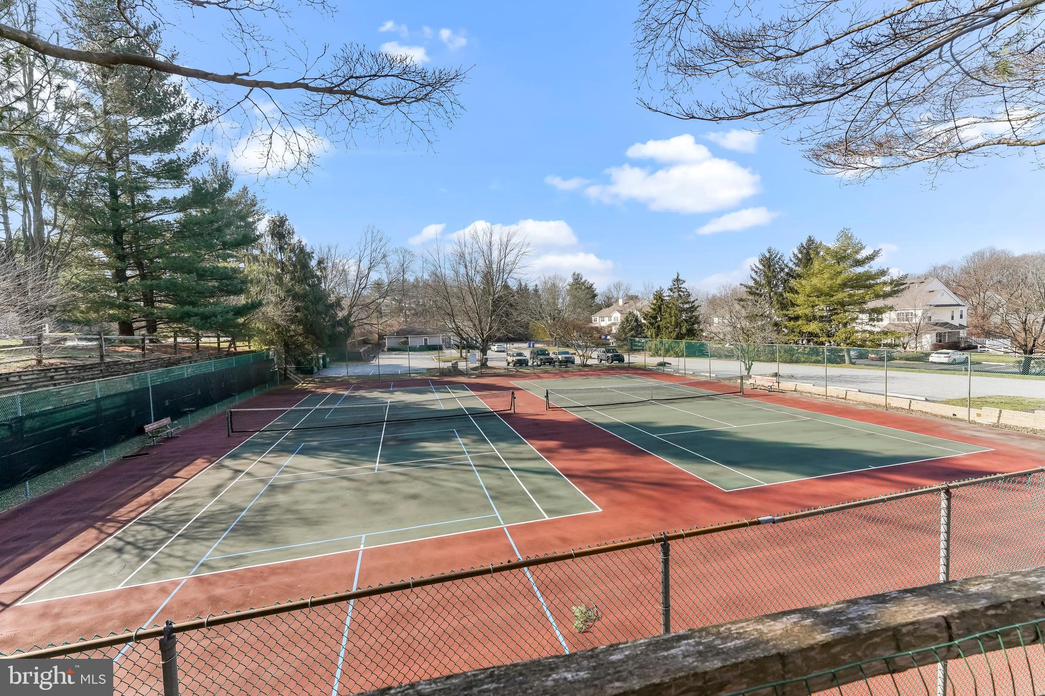 275 STANTON COURT 275