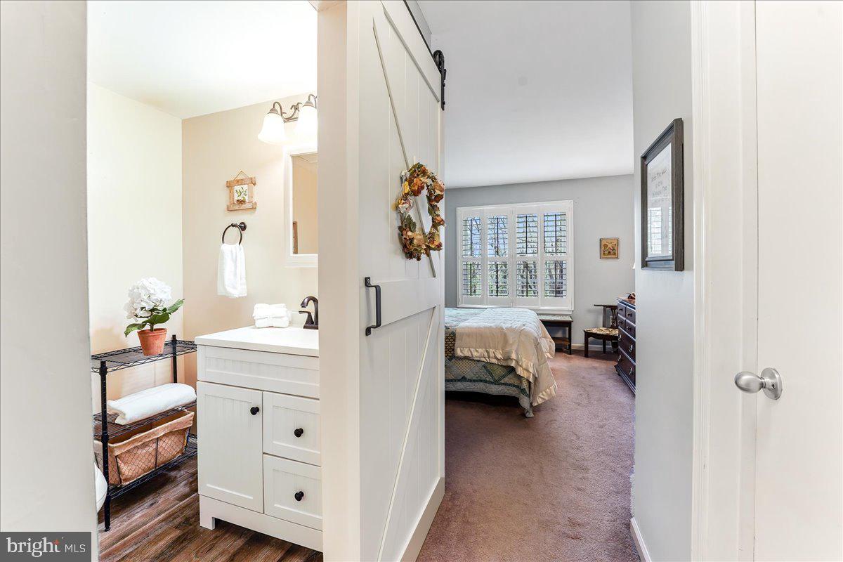 360 CASHEL COURT 360