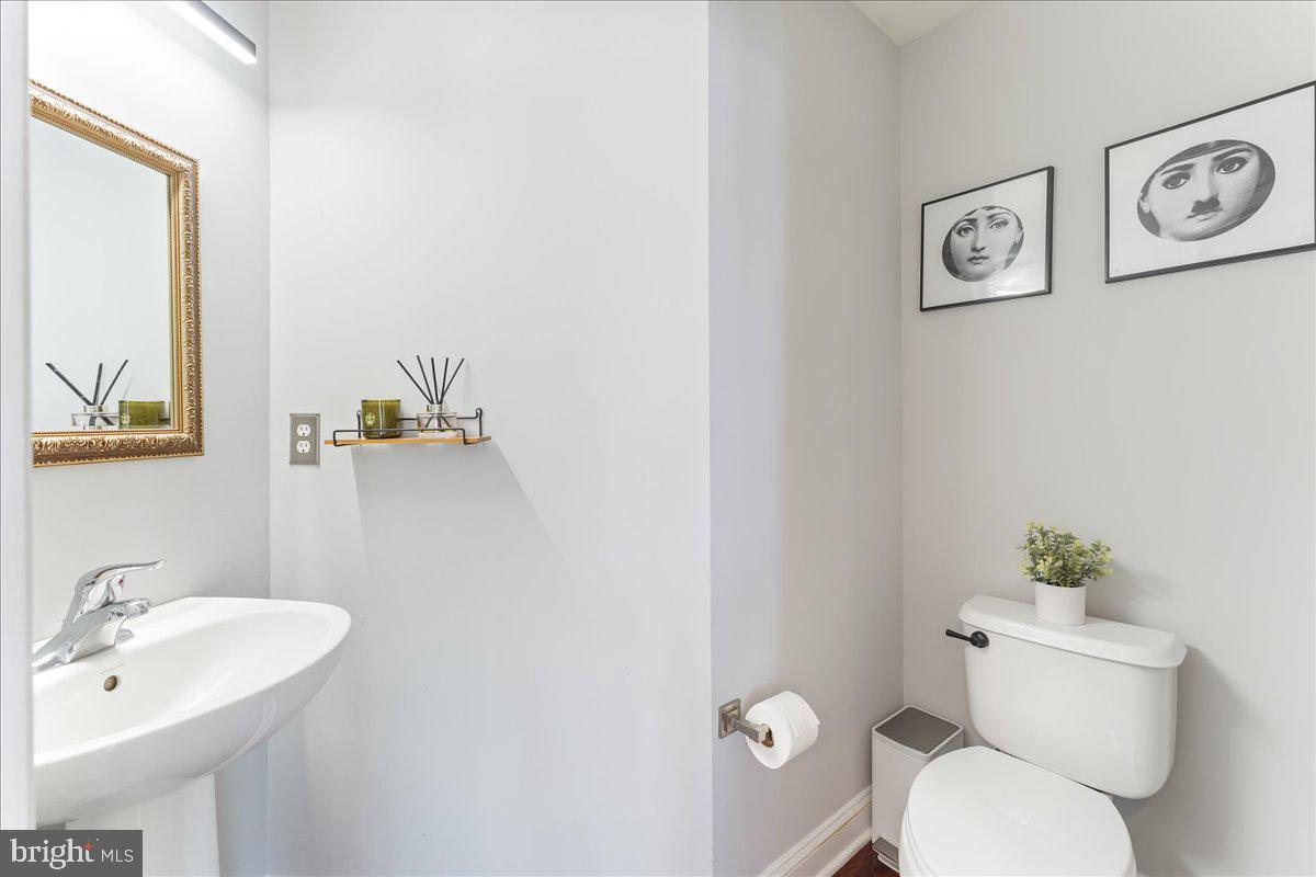 3139 WOODS EDGE DRIVE