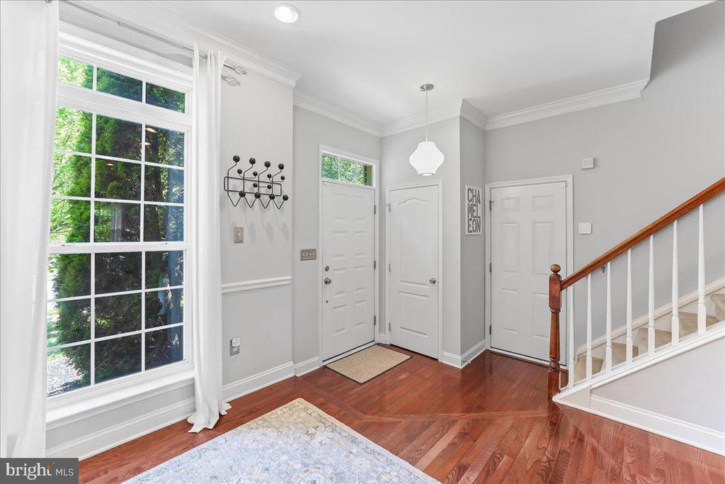 3139 WOODS EDGE DRIVE