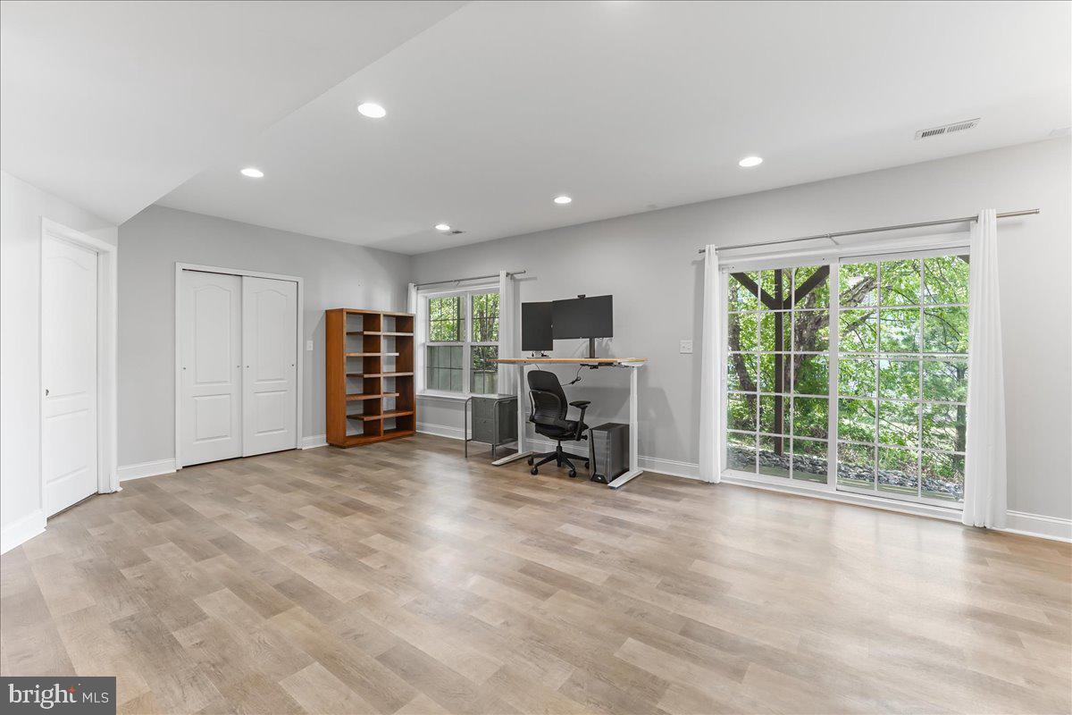 3139 WOODS EDGE DRIVE