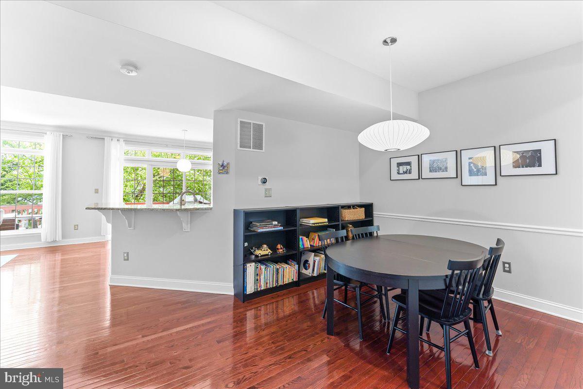 3139 WOODS EDGE DRIVE