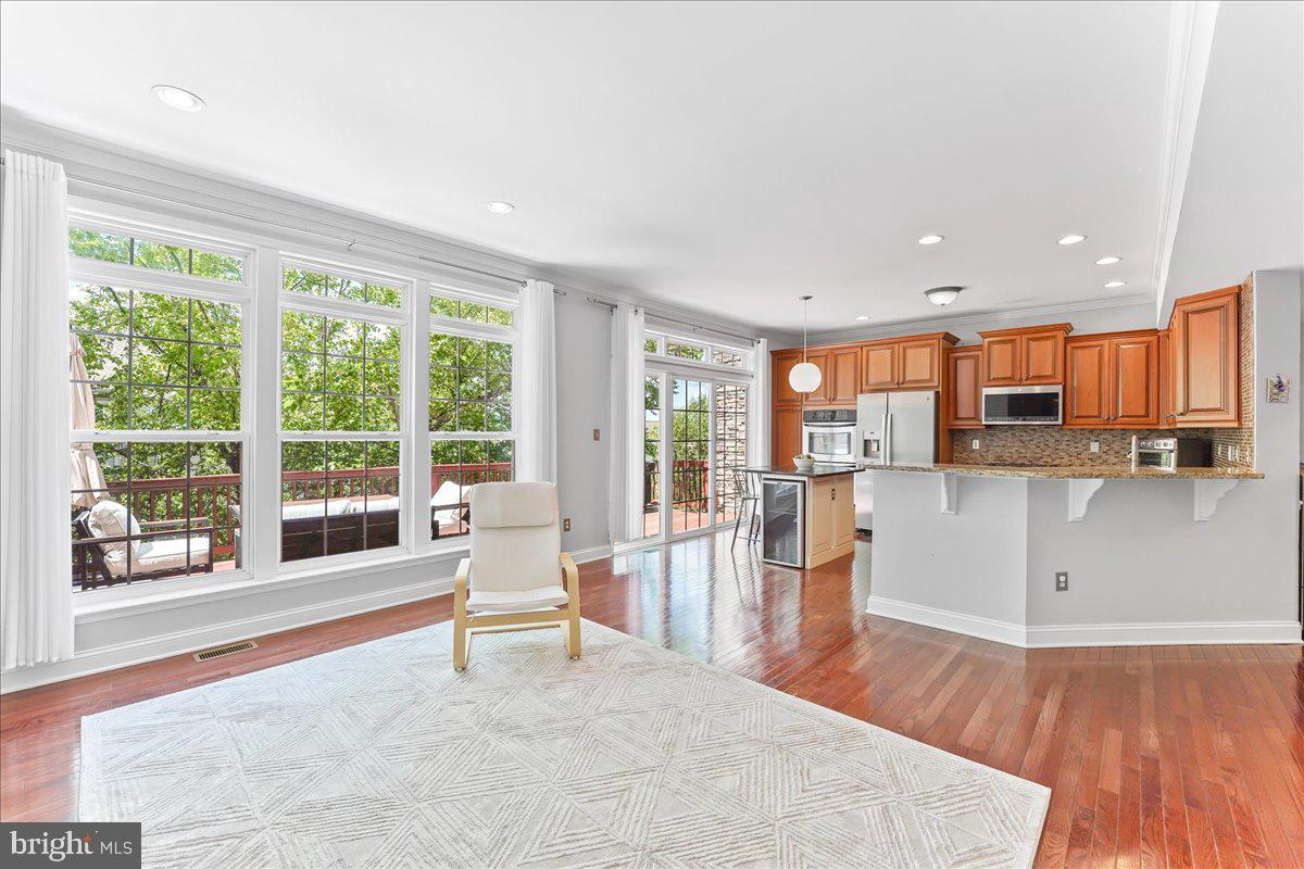 3139 WOODS EDGE DRIVE