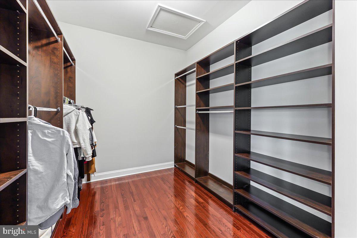 3139 WOODS EDGE DRIVE