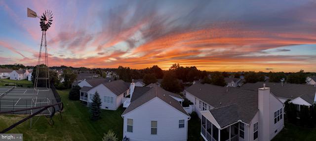 209 N SILVER FOX DRIVE