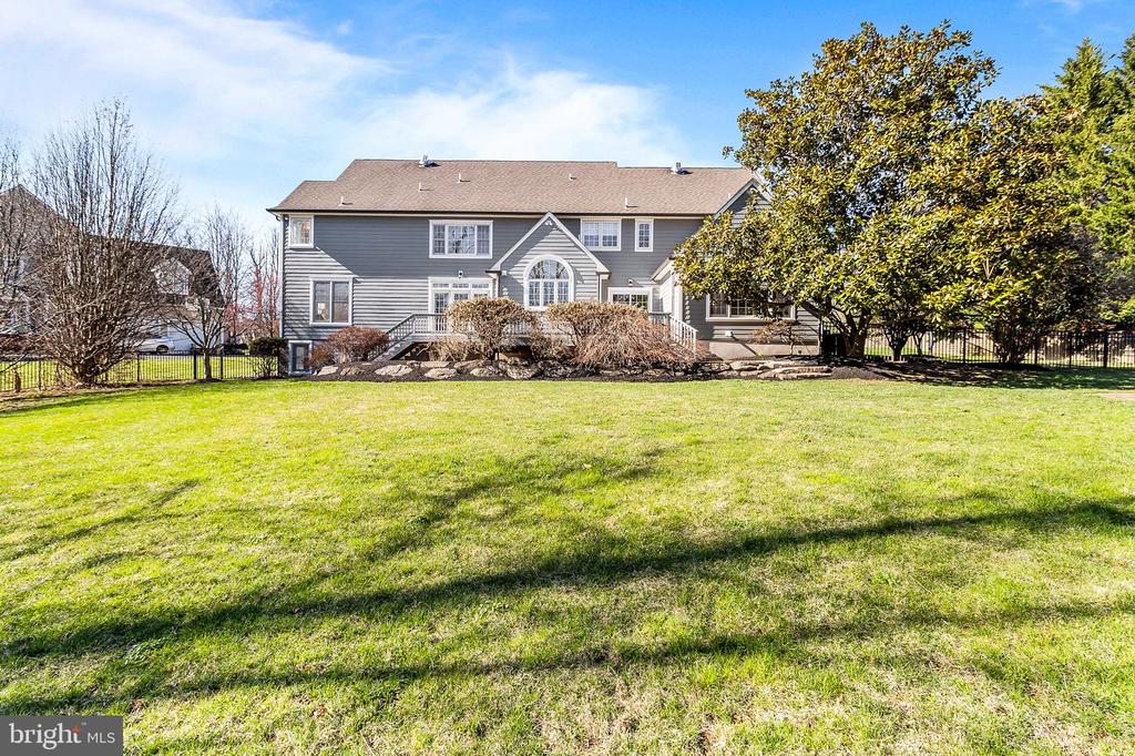 4 GREYSTONE CIRCLE