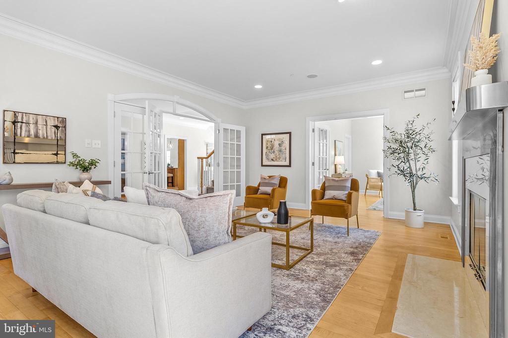 4 GREYSTONE CIRCLE
