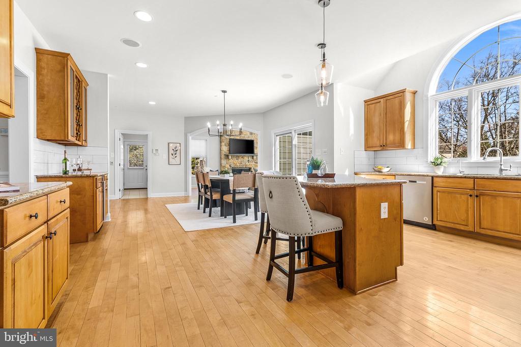 4 GREYSTONE CIRCLE