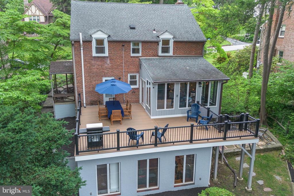 706 PINE RIDGE ROAD