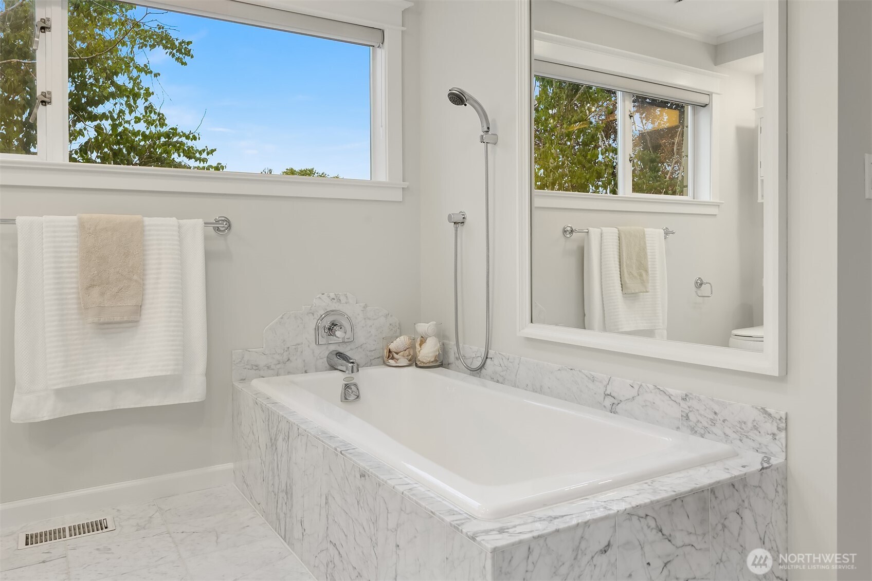 525 W Prospect Street Unit: A