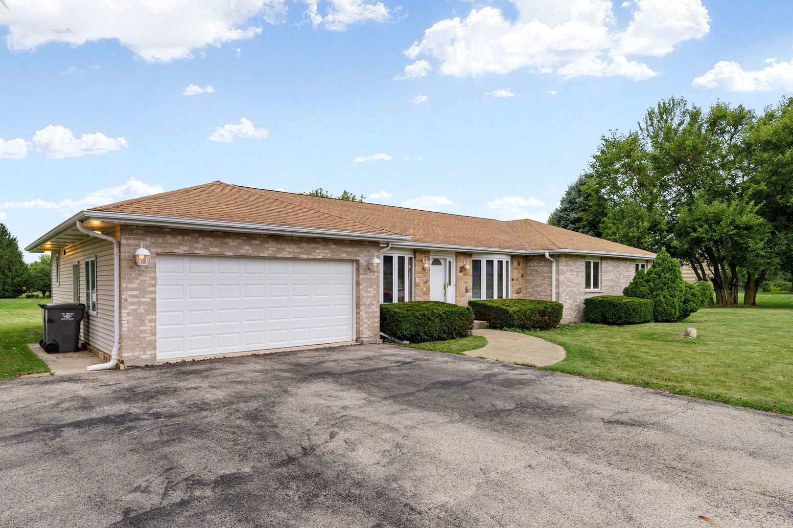 13N568 Gunpowder Lane