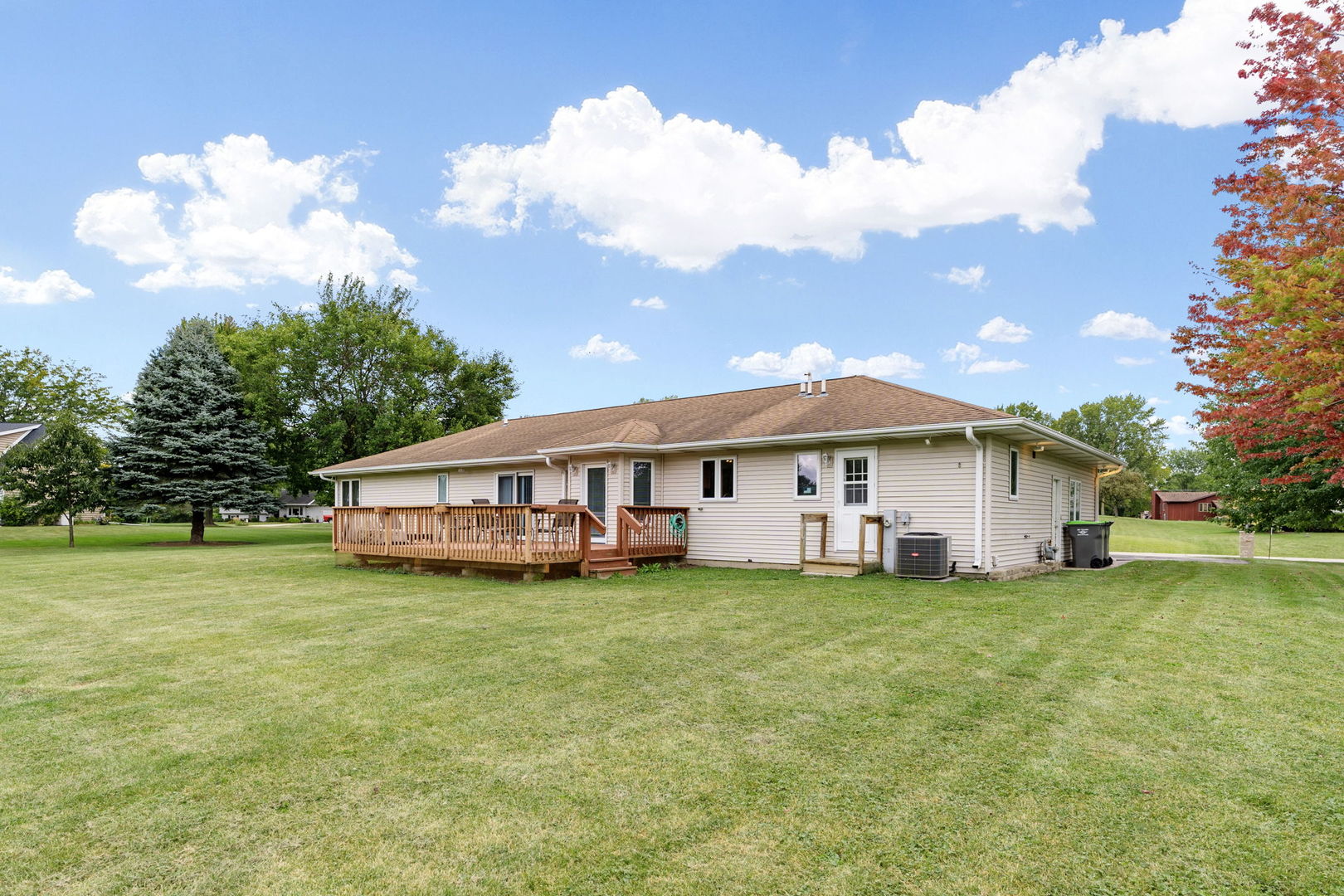 13N568 Gunpowder Lane