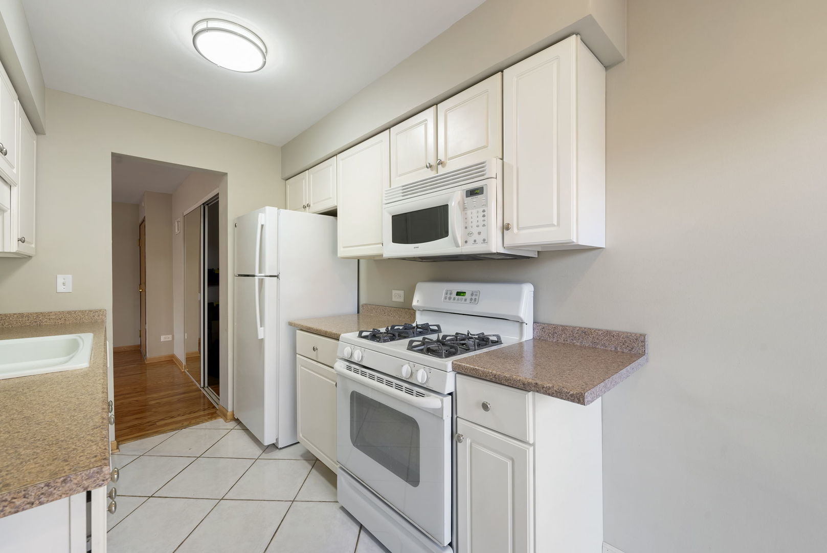 651 Hapsfield Lane Unit: 107