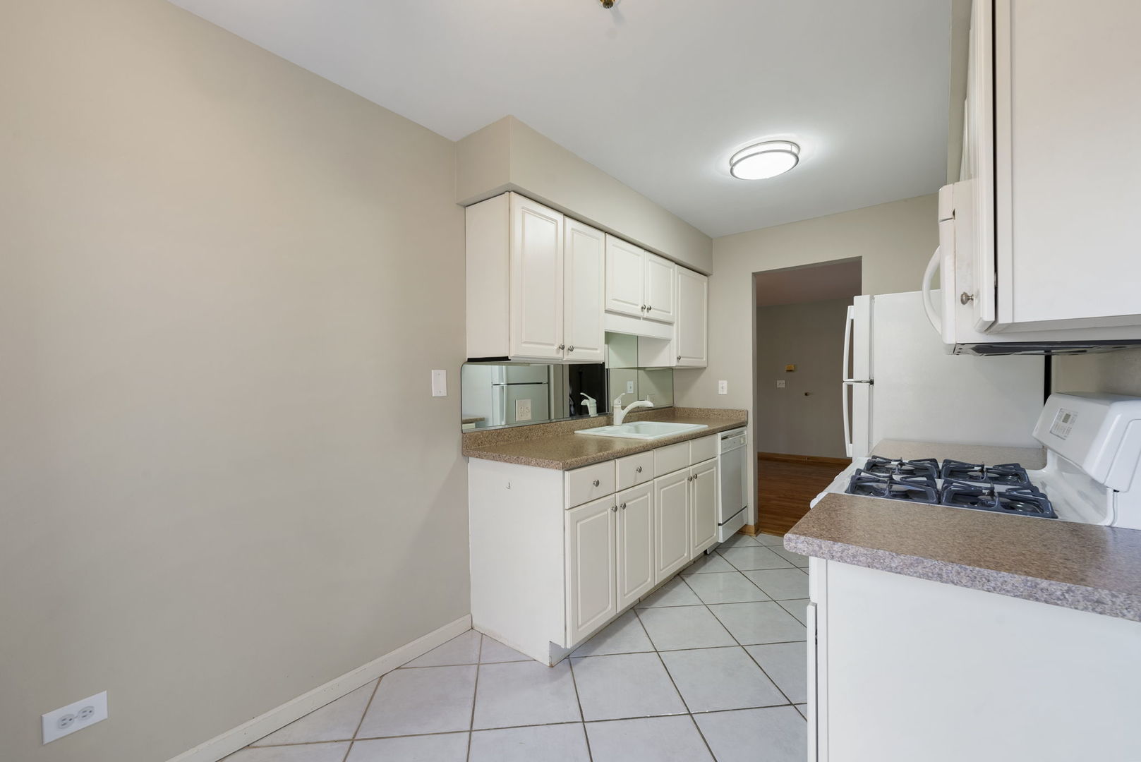 651 Hapsfield Lane Unit: 107