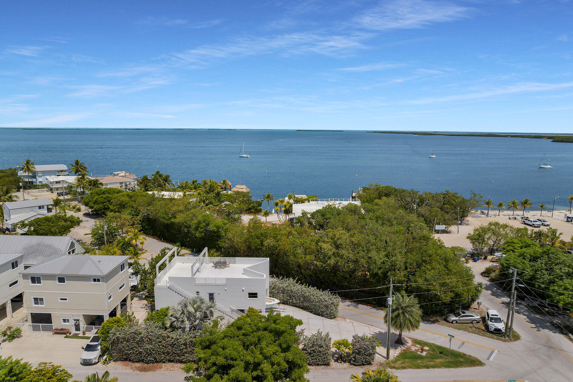 21 Lakeview Drive