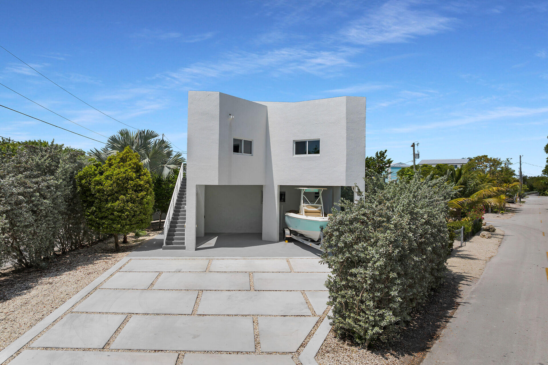 21 Lakeview Drive