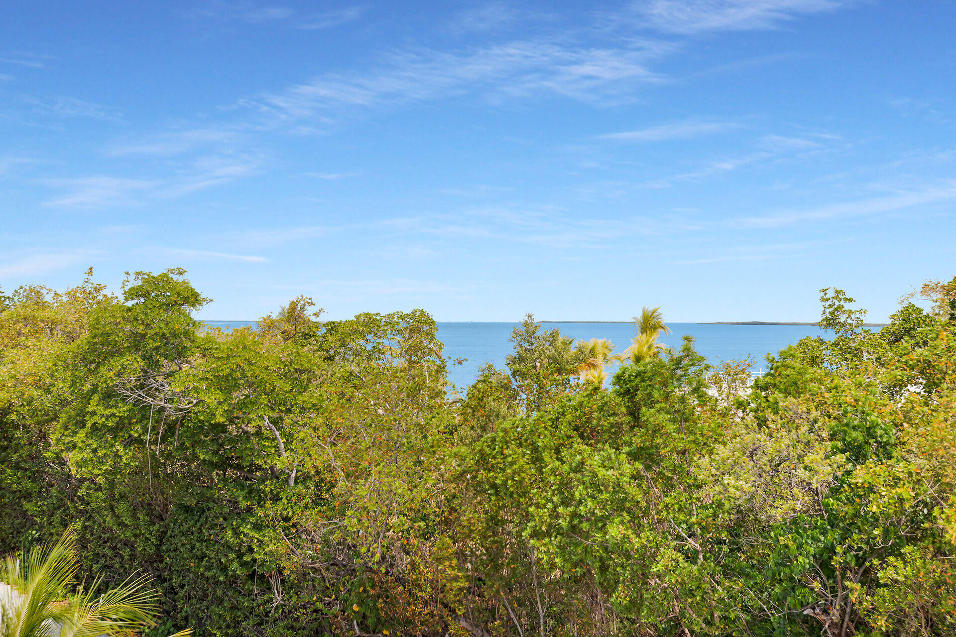 21 Lakeview Drive