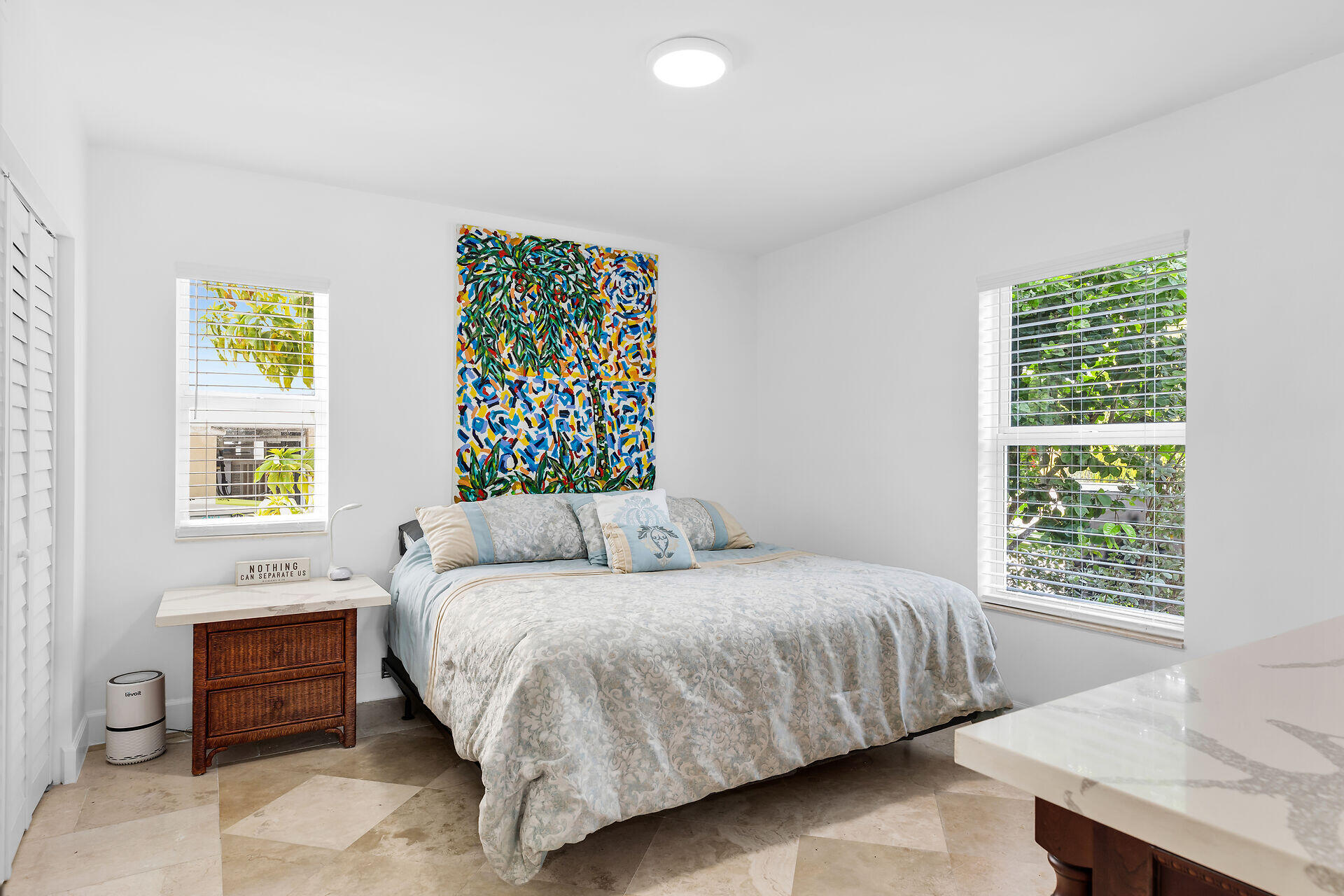 21 Lakeview Drive