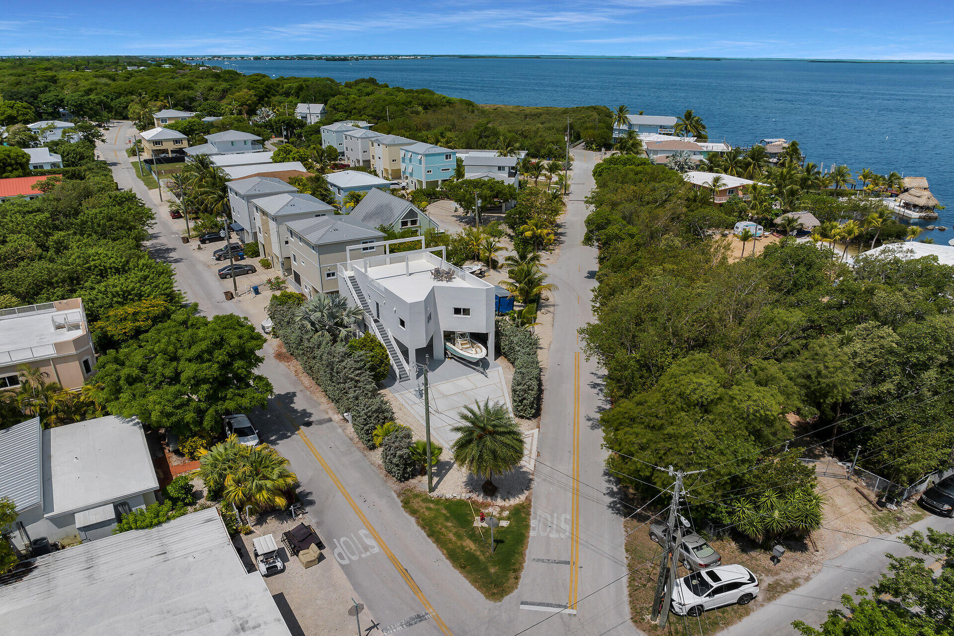 21 Lakeview Drive