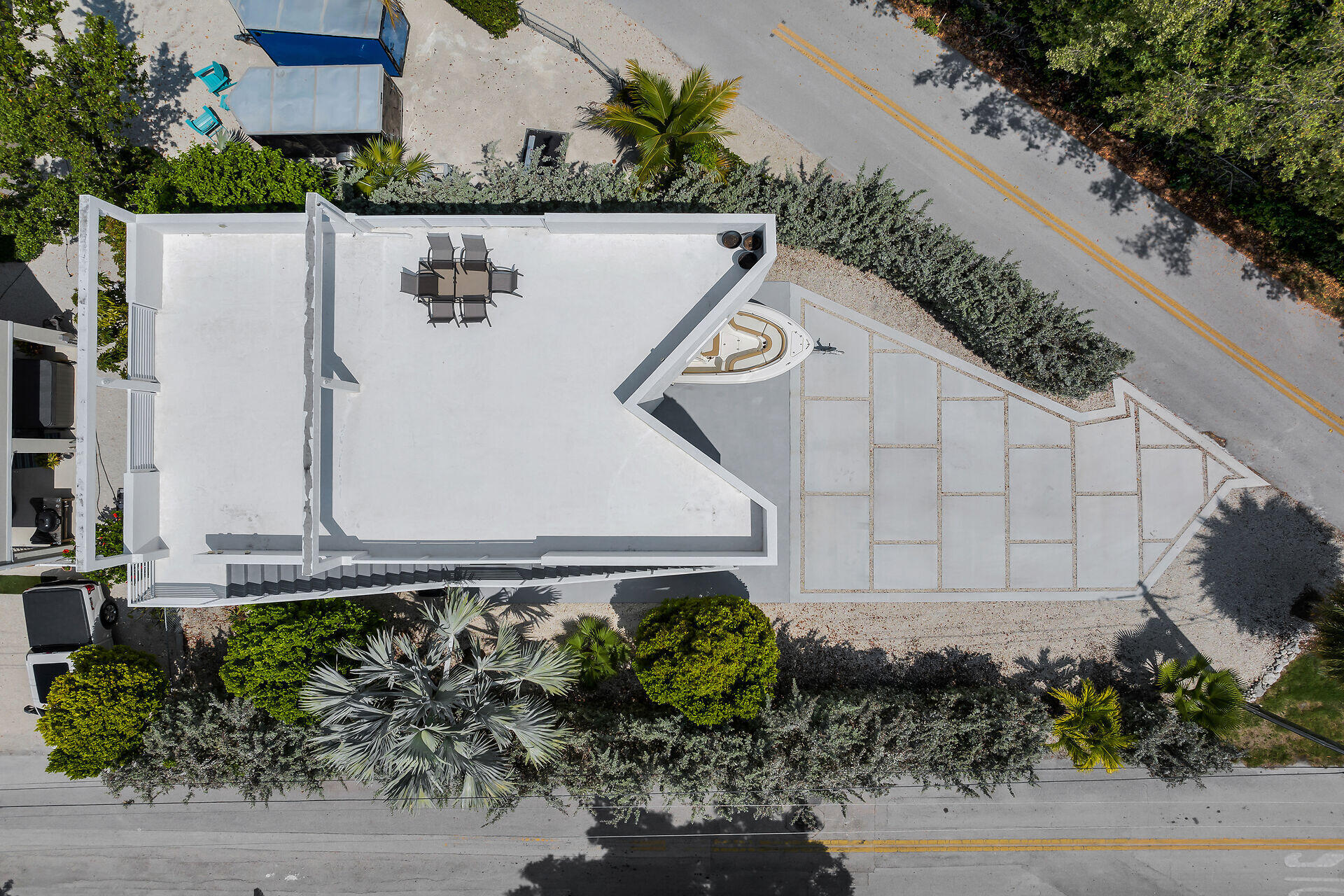 21 Lakeview Drive