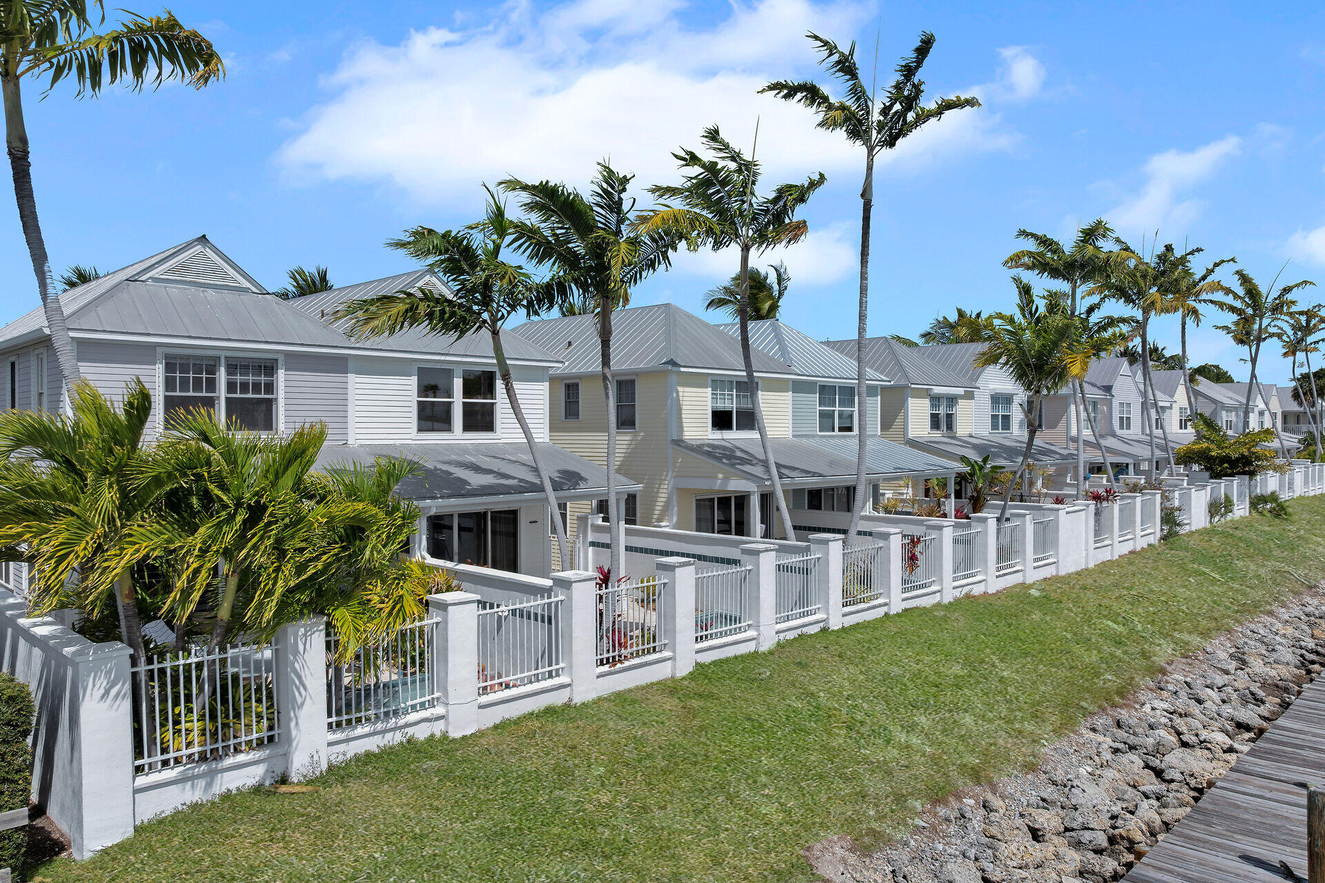 7028 Harbor Village Drive